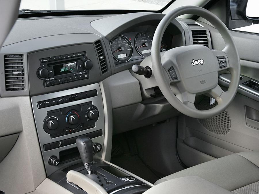  Jeep Grand Cherokee CRD Limited 2005 года  (UK) (фото 3 из 16)